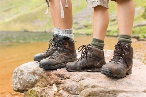 hiking boots for men